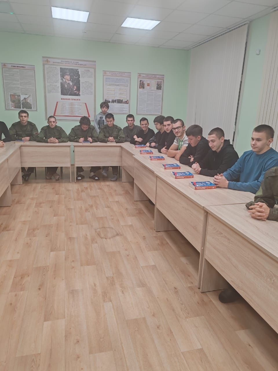 О службе в Вооруженных Силах рассказали чистопольским курсантам