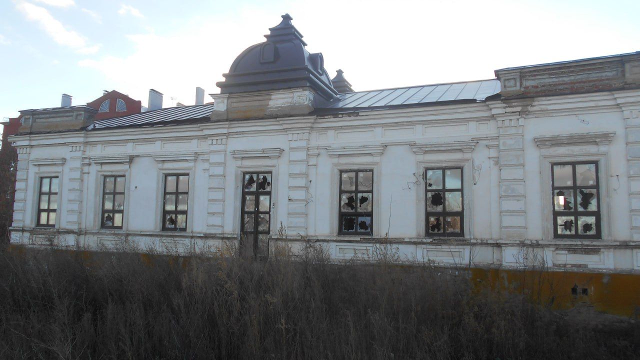Сергей Кронберг рассказал, как читать городскую историю по фасадам и потолкам