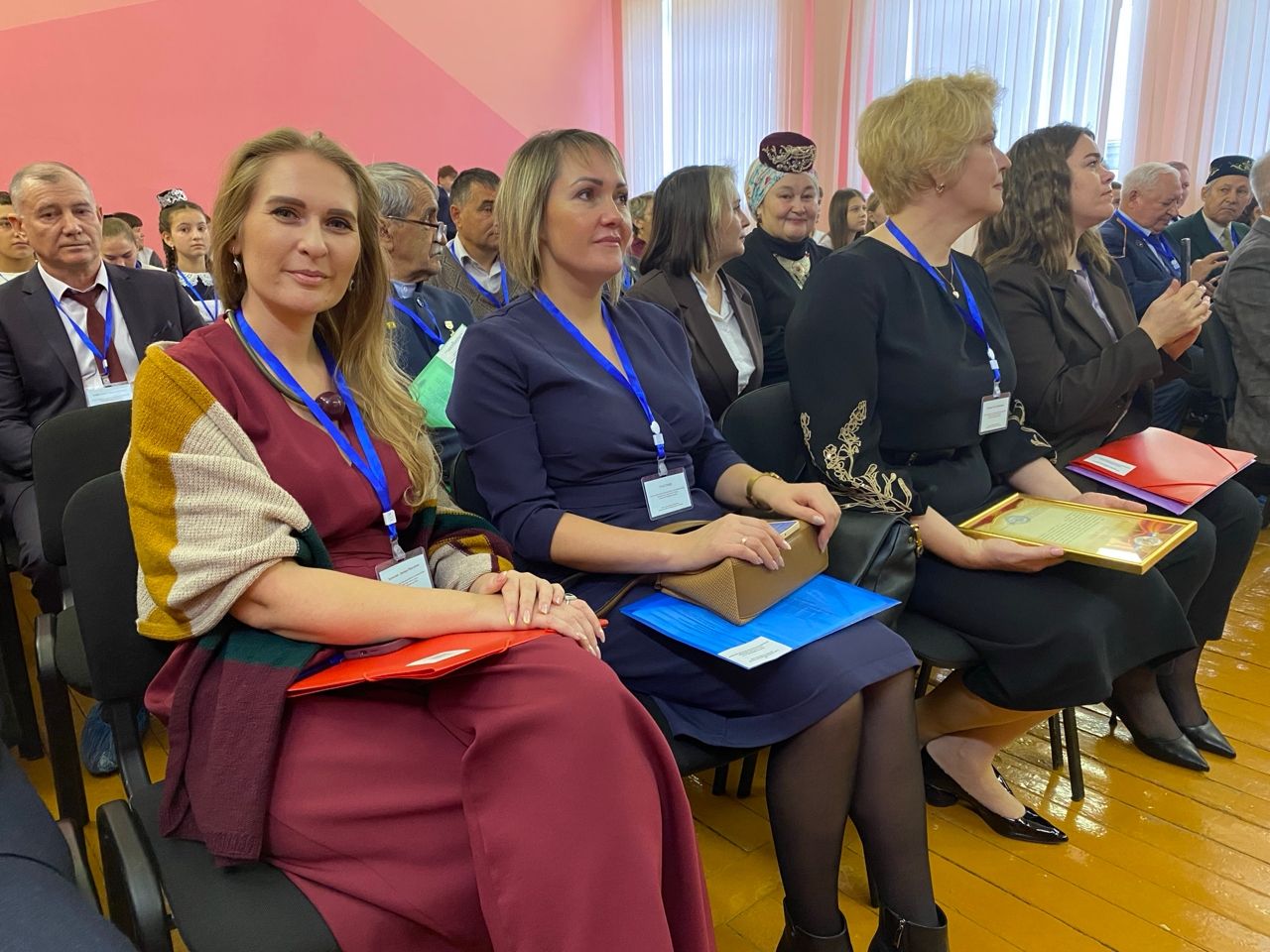 На научно-практической конференции в Каргалинской гимназии участники представили более 200 исследовательских проектов