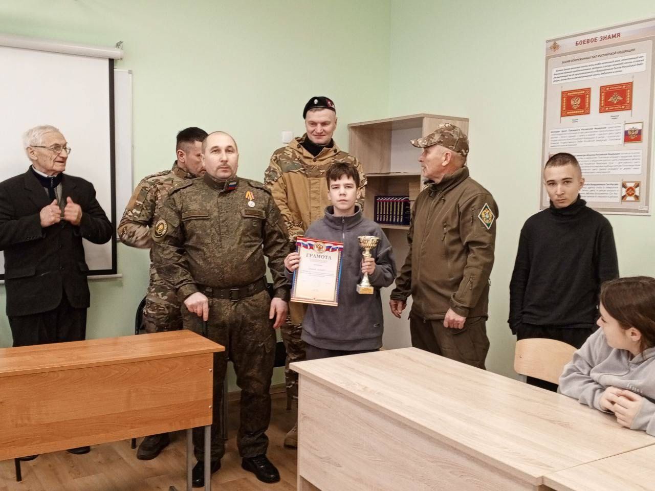 Урок мужества с военнослужащими СВО прошел в чистопольском центре «Ватан»
