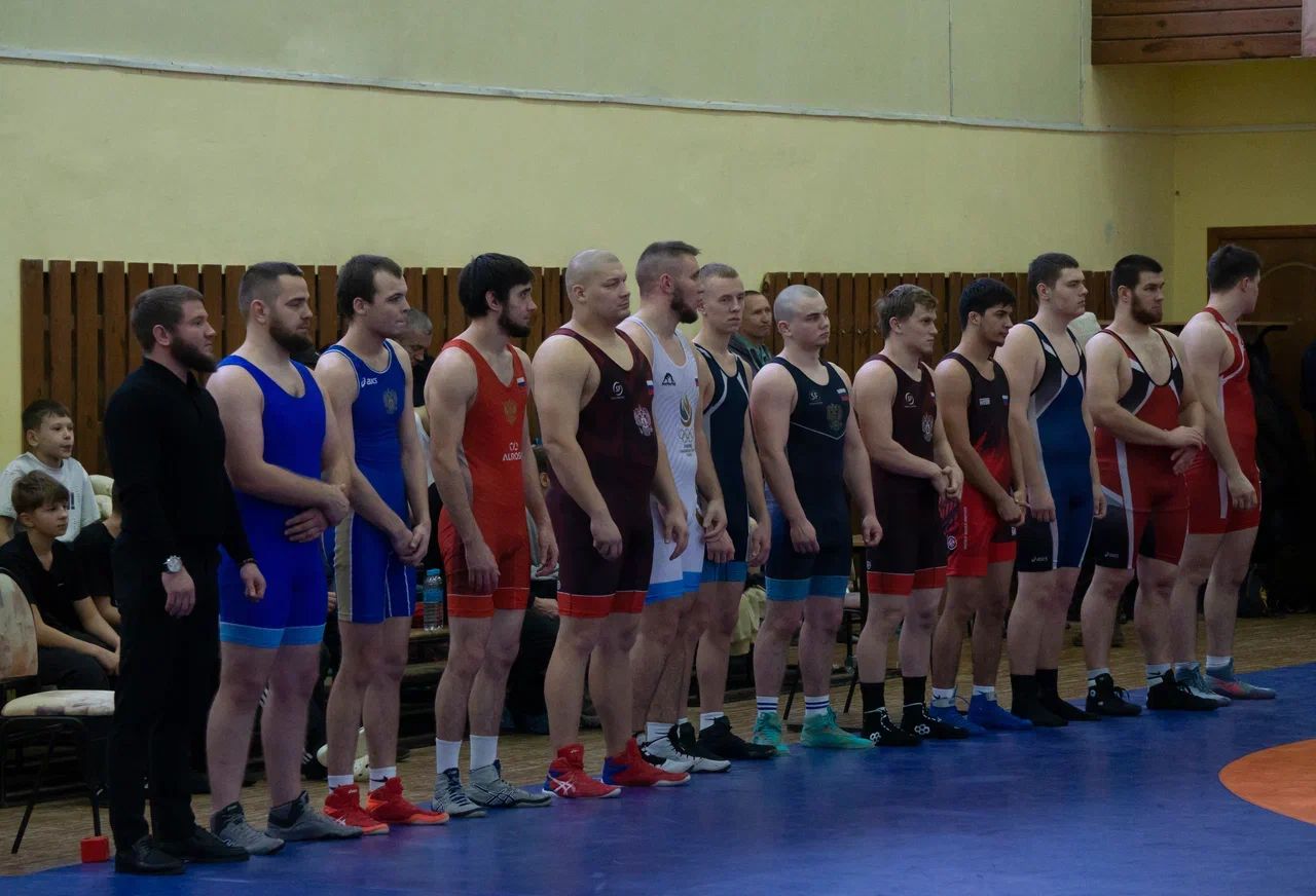 В Чистополе состоялся чемпионат Татарстана по греко-римской борьбе