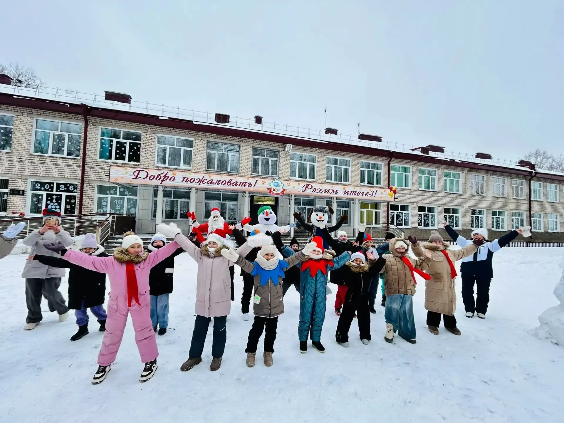 Скачки на коне и бег в лаптях: в Чистопольском районе прошли «Весёлые состязания»
