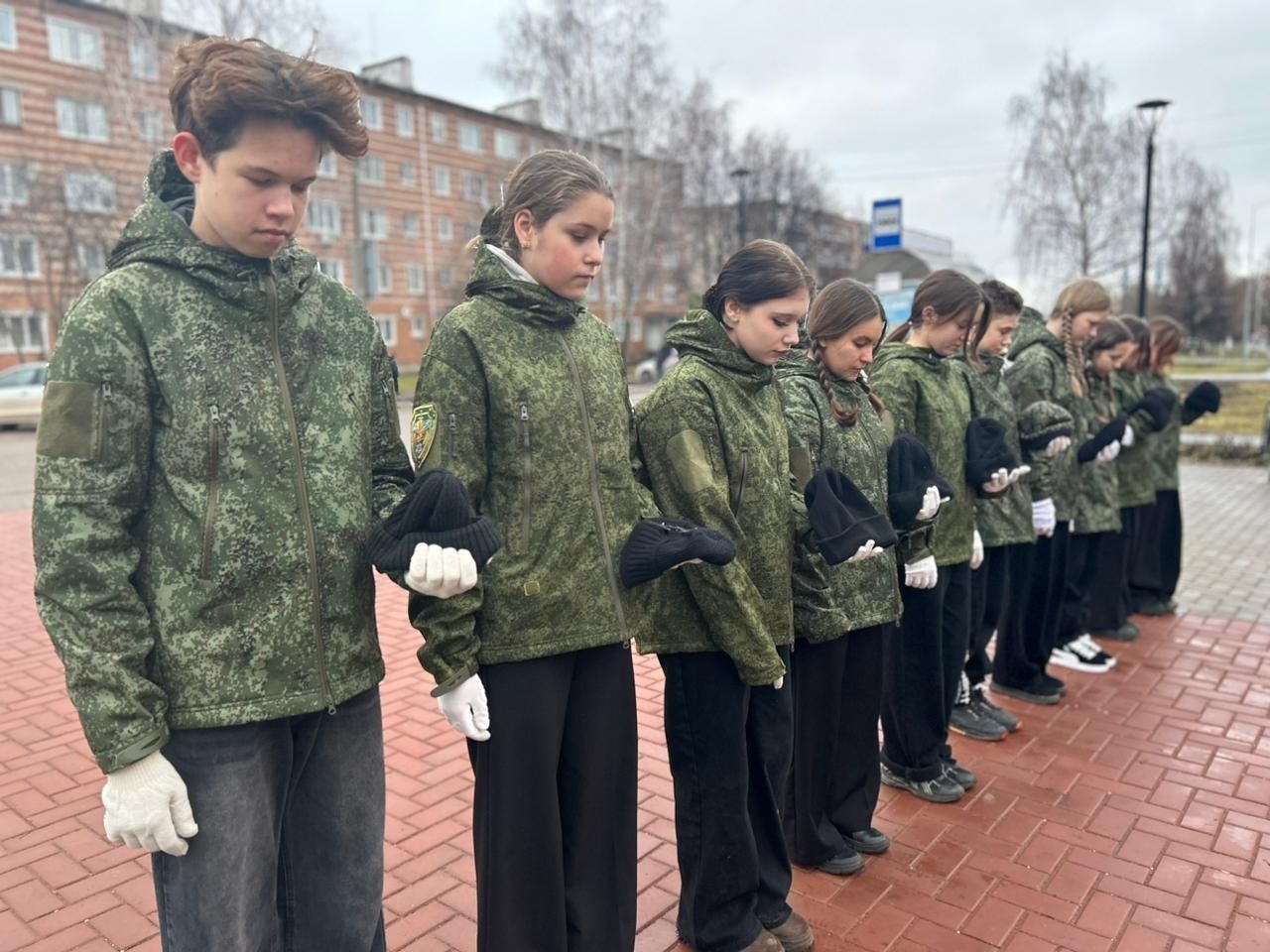 Юные патриоты Чистополя почтили память Героя России Игоря Груднова