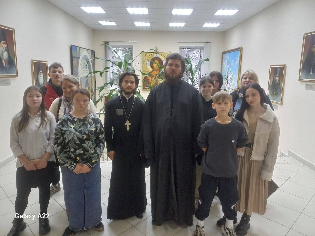 Прихожане Чистопольского собора посетили Казанскую духовную семинарию и места обретения иконы