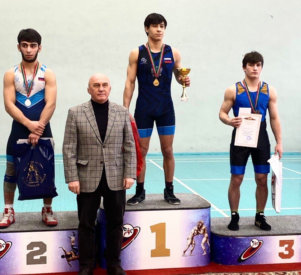Чистопольские спорстмены завоевали медали разных достоинств на чемпионате РТ по греко-римской борьбе
