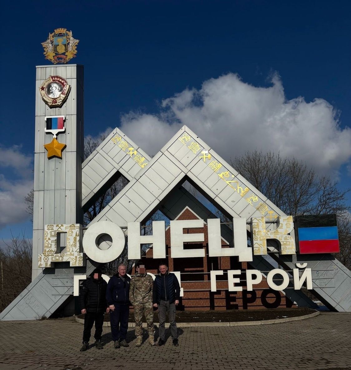 Глава Чистопольского района Дмитрий Иванов доставил гуманитарный груз в зону СВО к Дню защитника Отечества