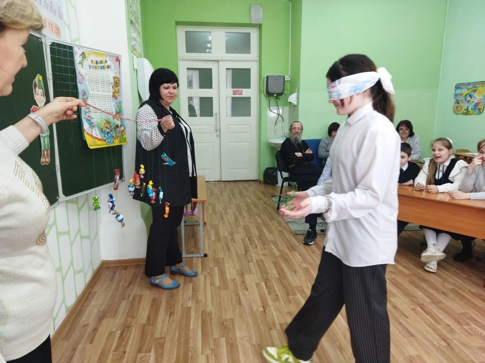 Священник Чистопольской епархии принял участие в празднике к Дню защитника Отечества