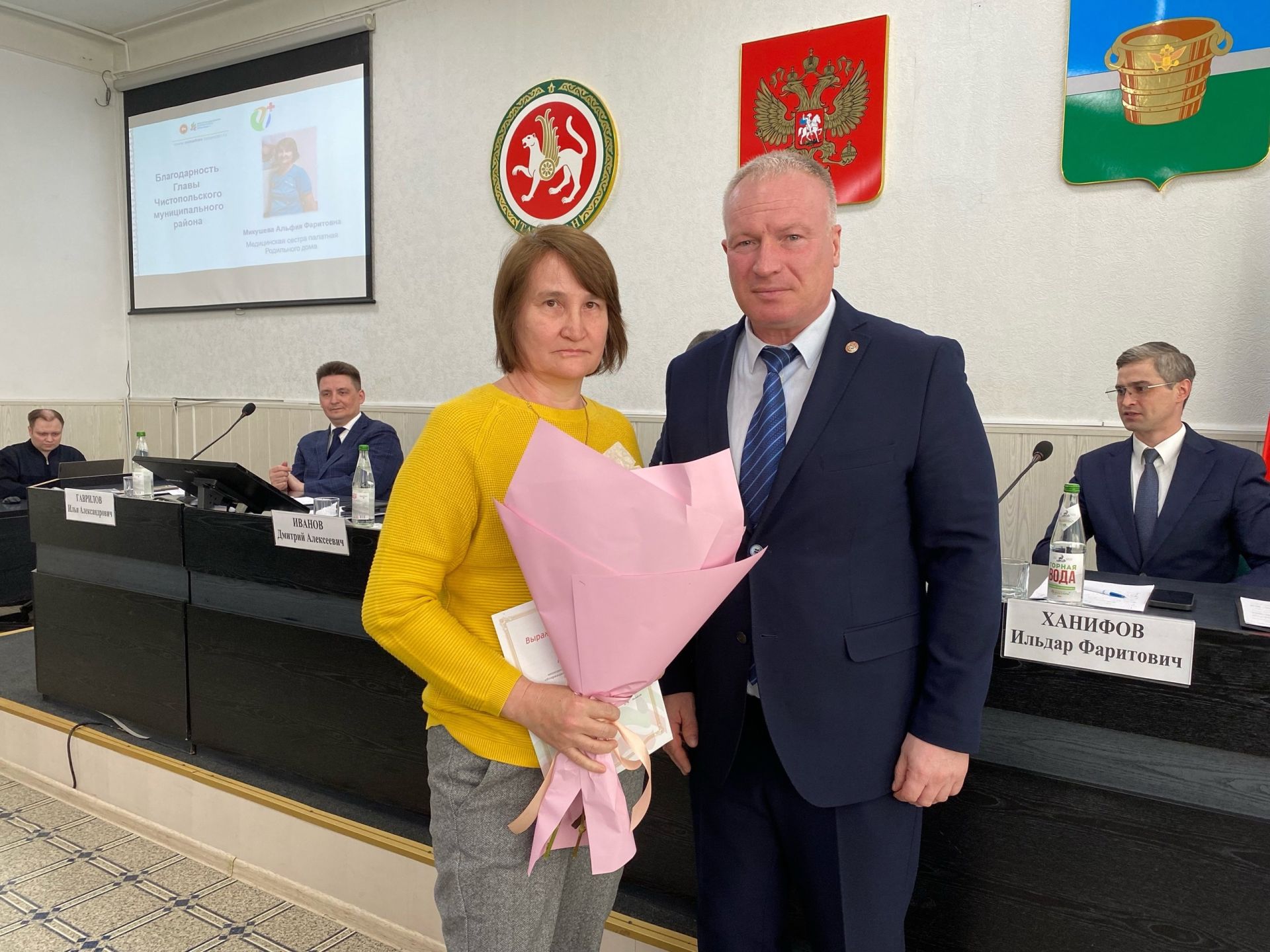 Сотрудникам Чистопольской ЦРБ вручили награды