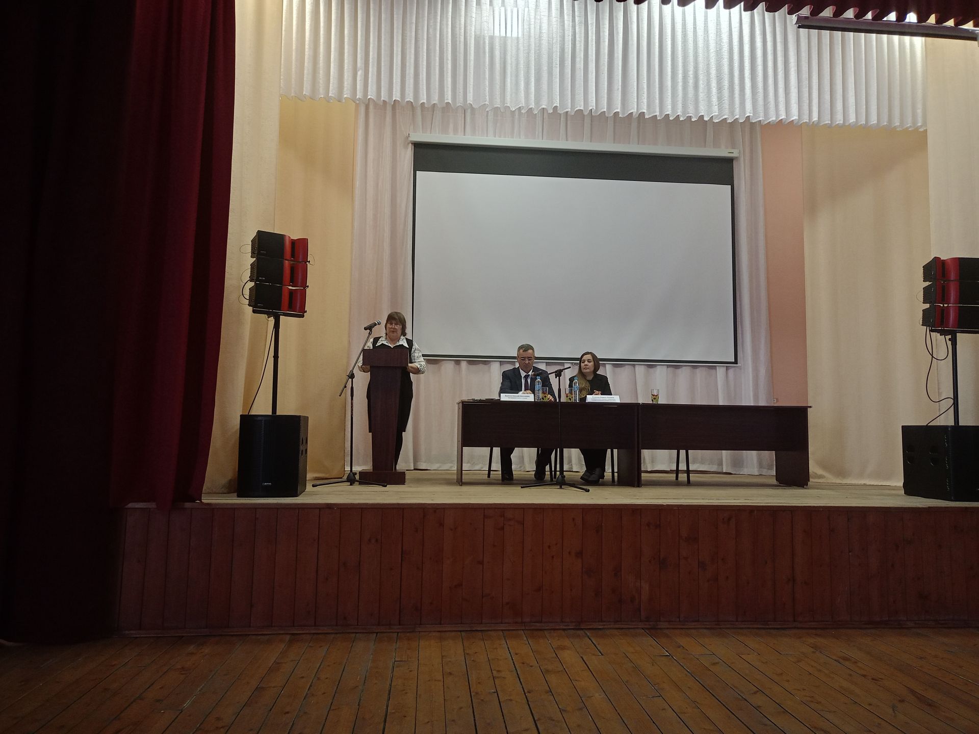 За активную общественную деятельность наградили жителей поселка Юлдуз и села Булдырь