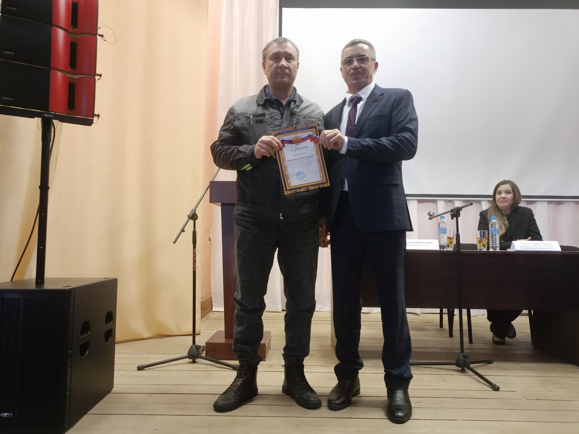 За активную общественную деятельность наградили жителей поселка Юлдуз и села Булдырь