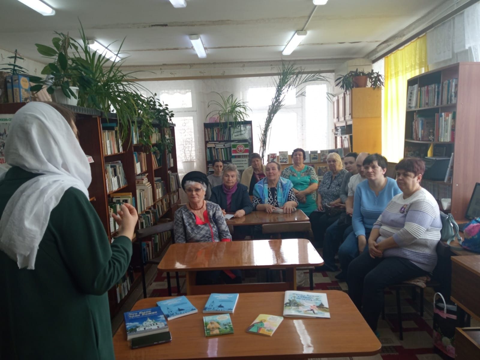 В чистопольской библиотеке прошла беседа о православных книгах и святых