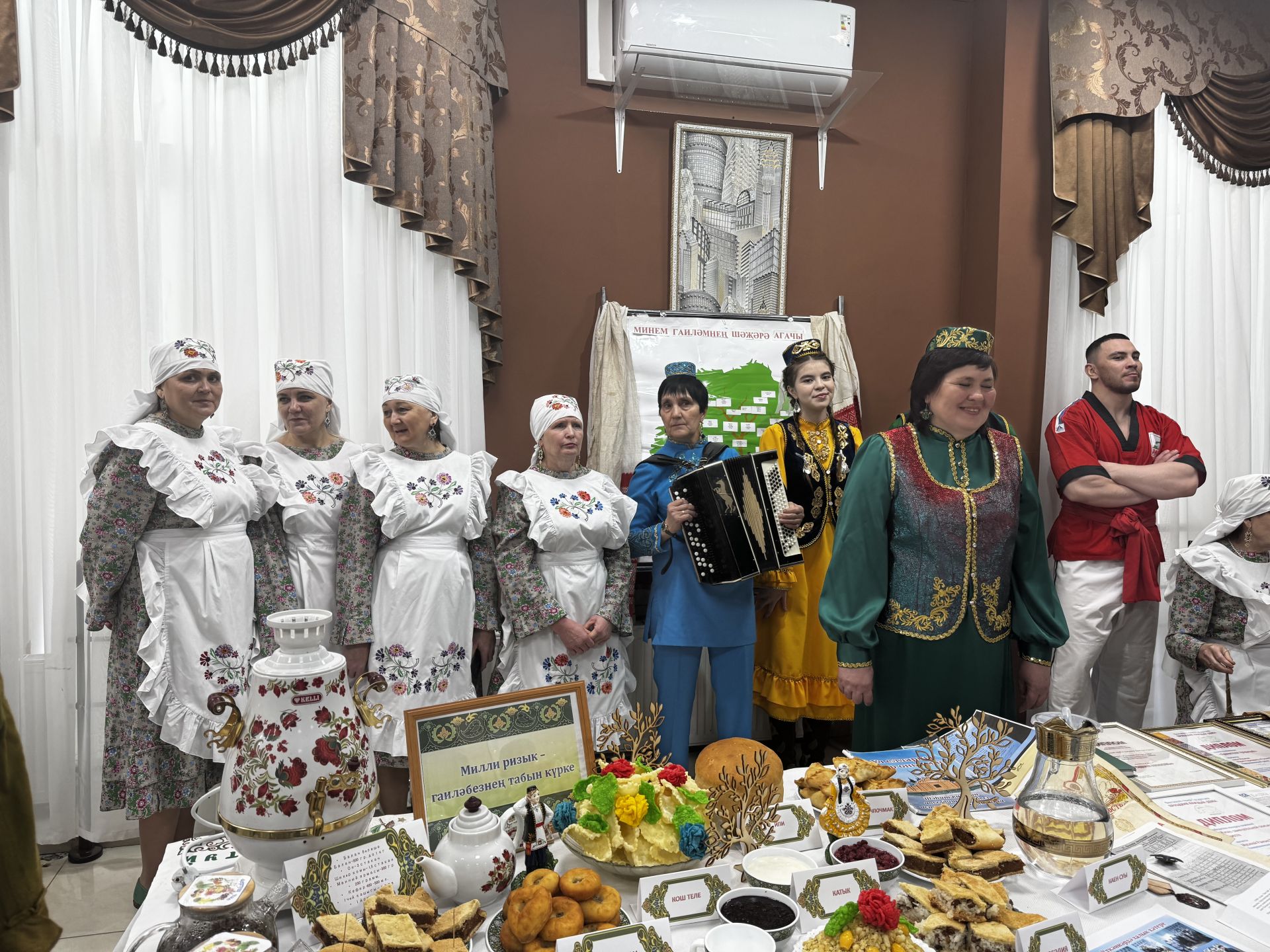 В Чистополе прошел зональный этап фестиваля родословной «Эхо веков в истории семьи»