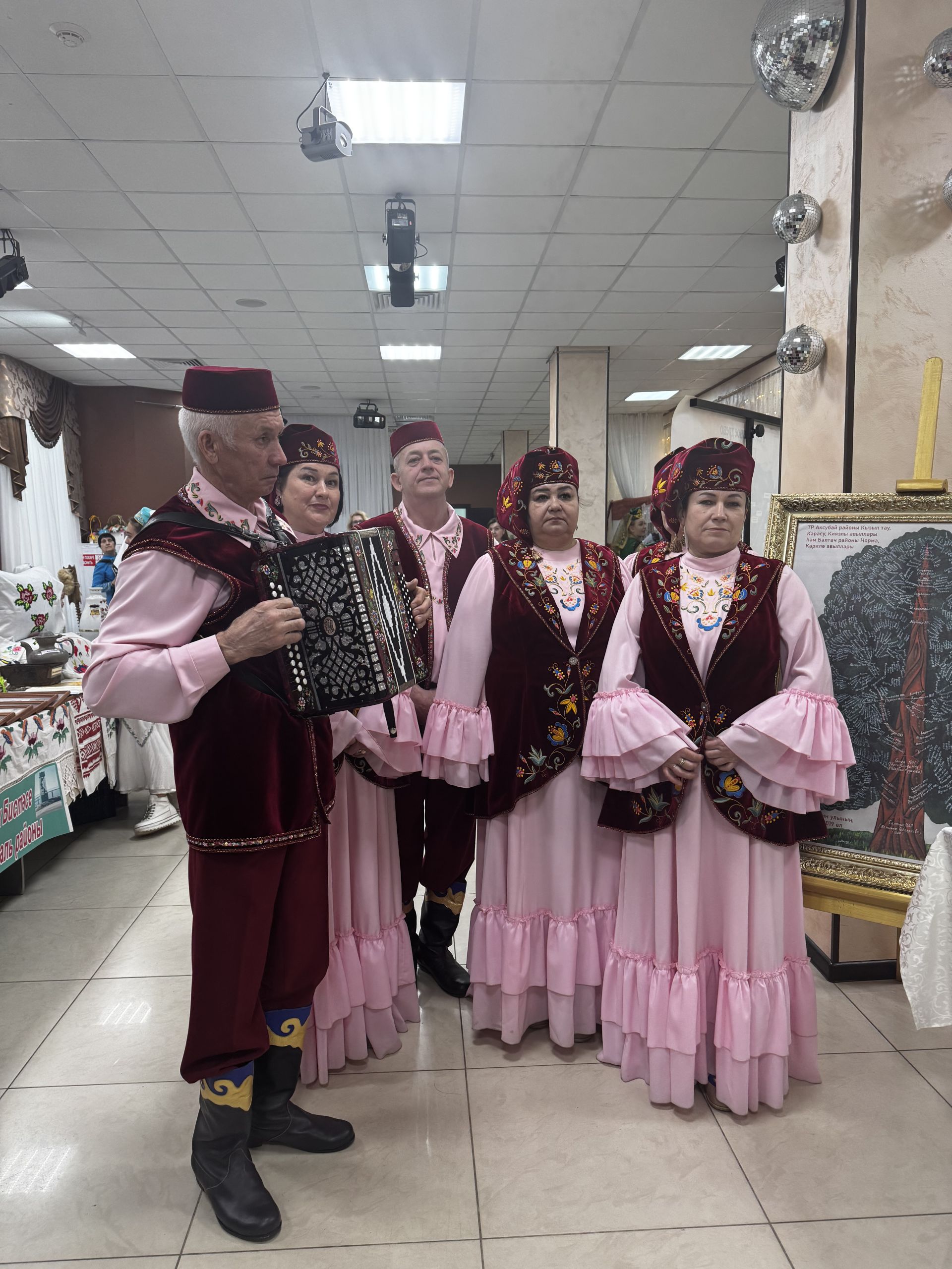В Чистополе прошел зональный этап фестиваля родословной «Эхо веков в истории семьи»