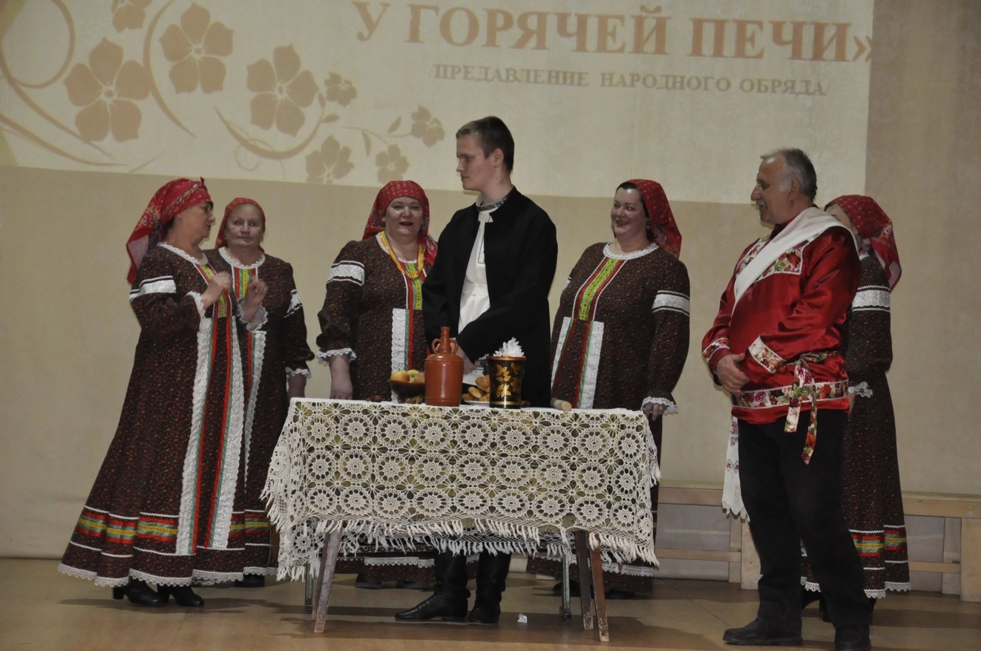 Фестиваль «Пляшем от печки»: как хранители народного творчества оживили традиции