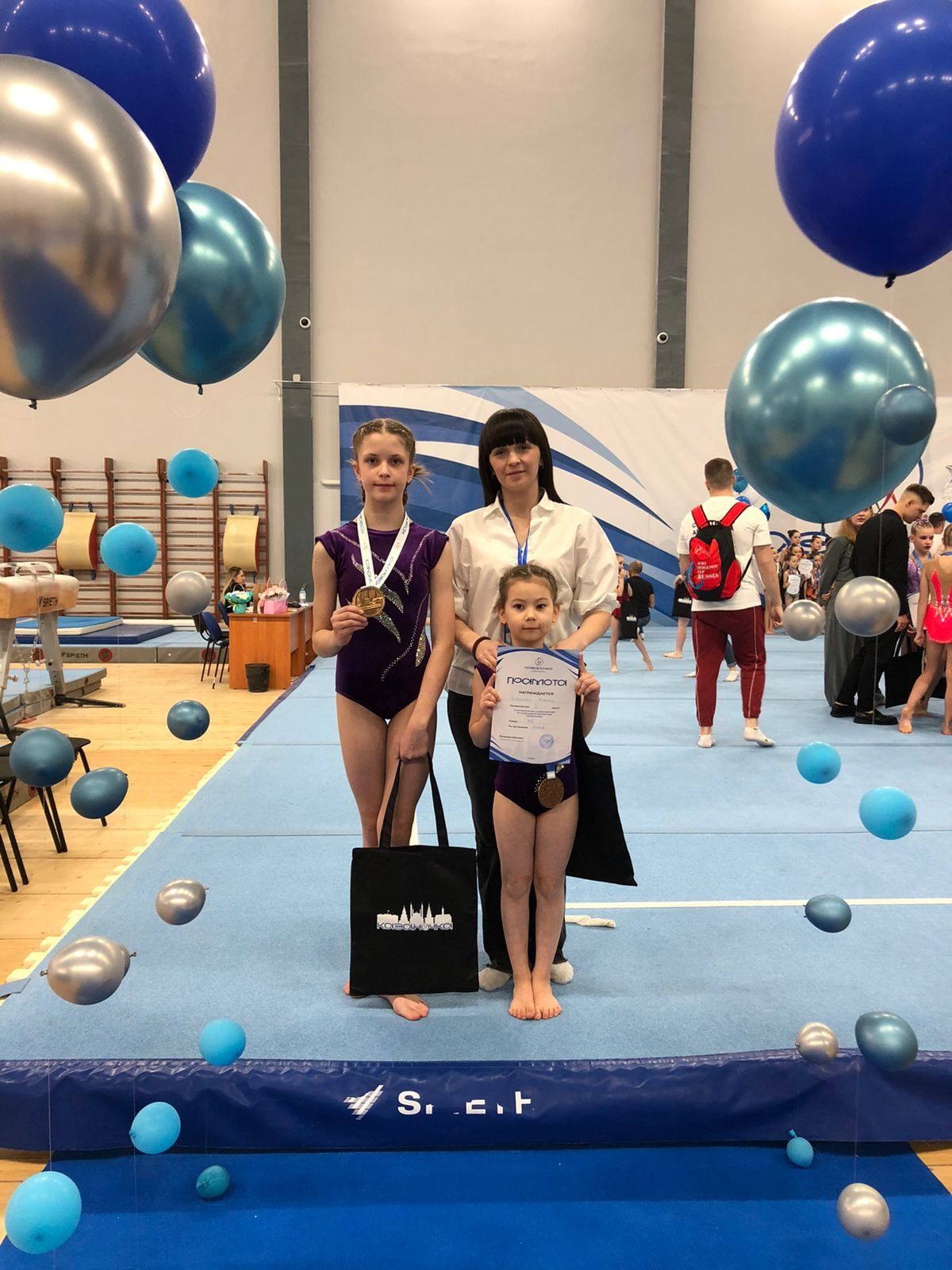 Чистопольские акробатки завоевали медали на региональных соревнованиях «Казаночка»