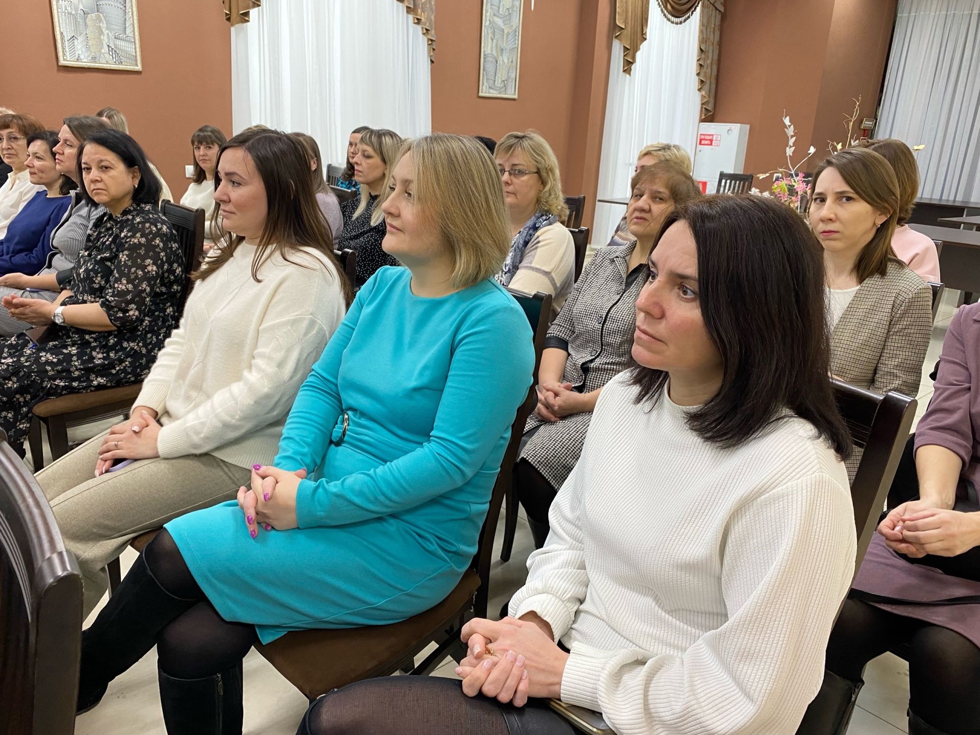 Пенсии, пособия и цифровизация: в Чистополе подвели итоги работы Клиентской службы Социального фонда