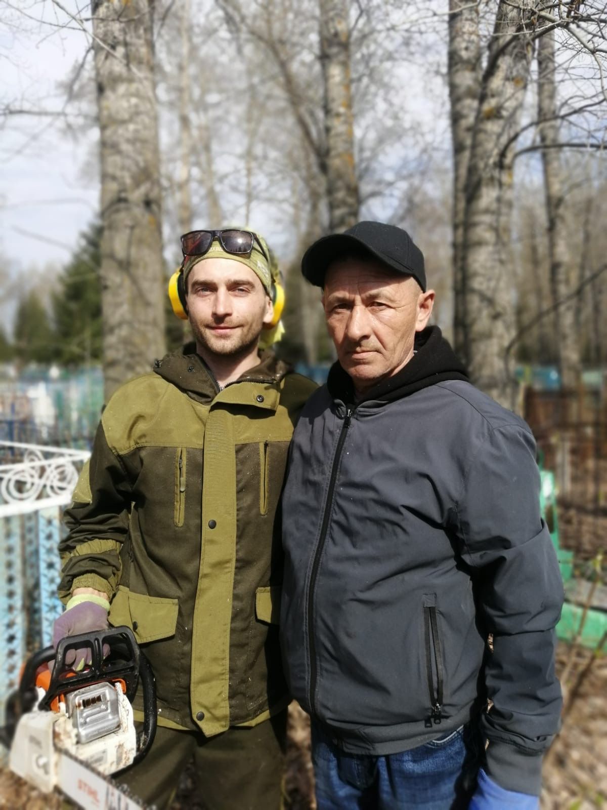 Чистопольцы провели масштабный субботник на мусульманском кладбище