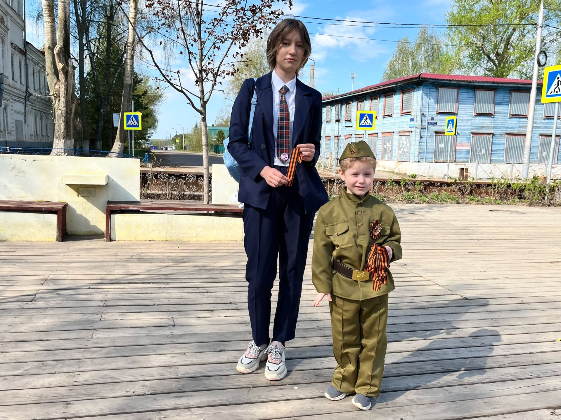 В Чистополе прошла патриотическая акция «Георгиевская ленточка»