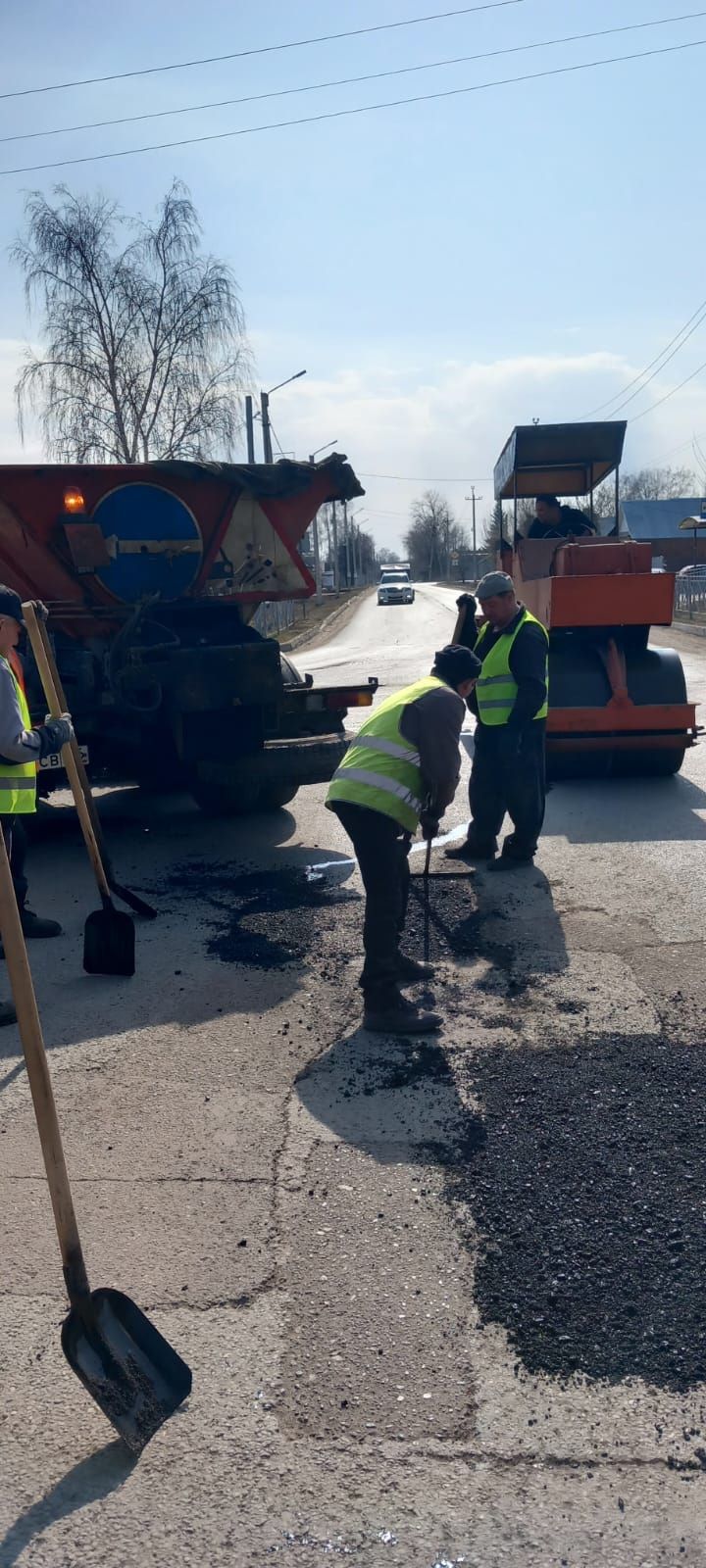 В Чистополе ямочный ремонт в самом разгаре