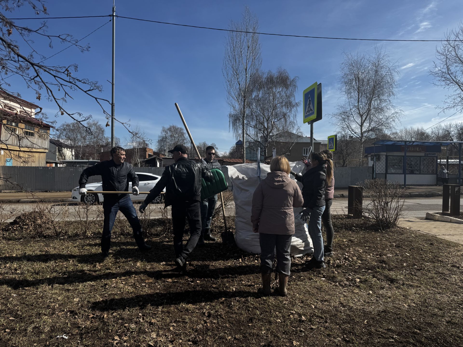 Общегородской субботник в Чистополе: вместе делаем город чище!
