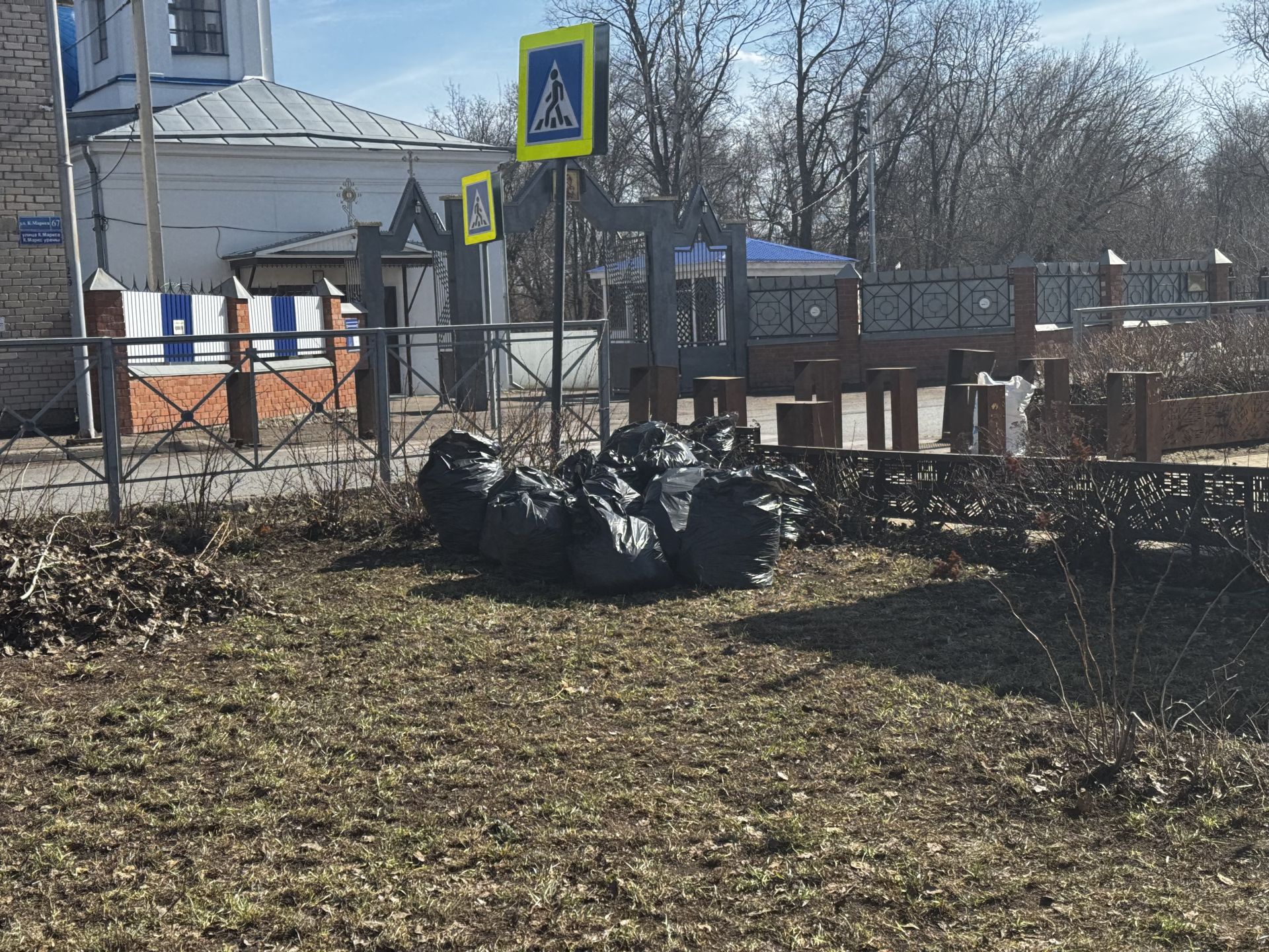 Общегородской субботник в Чистополе: вместе делаем город чище!