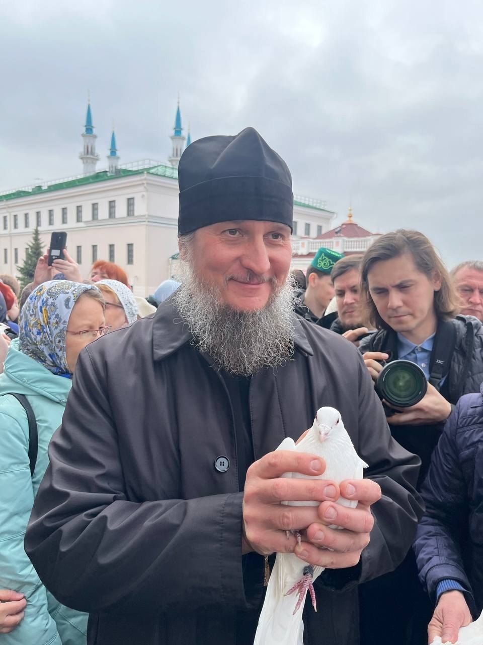 Епископ Пахомий принял участие в богослужении в Благовещенском соборе Казанского кремля
