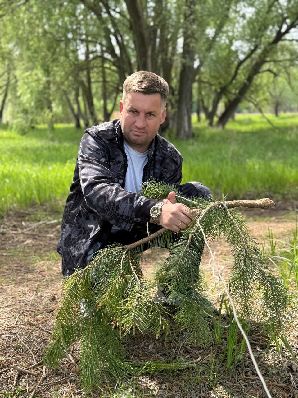 В заказнике «Чистые луга» прошла экологическая акция по установке искусственных нерестилищ