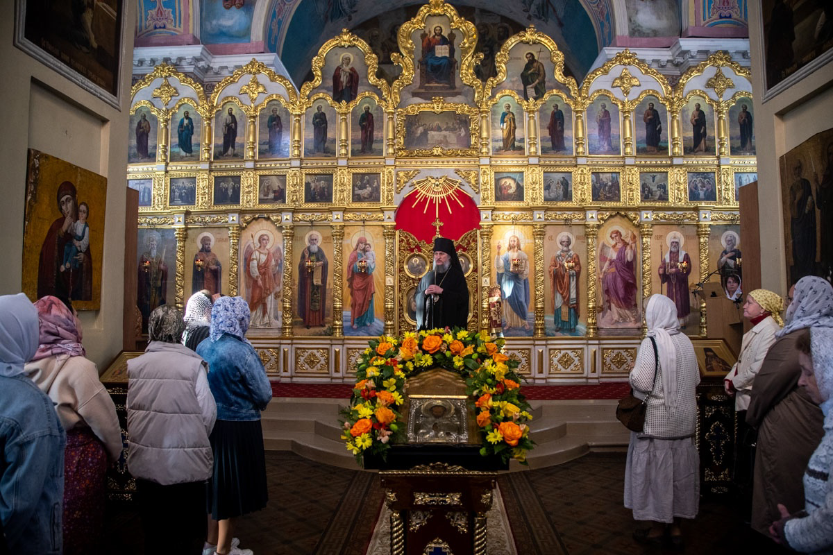 Епископ Пахомий возглавил всенощное бдение в Чистопольском соборе в день памяти Николая Чудотворца