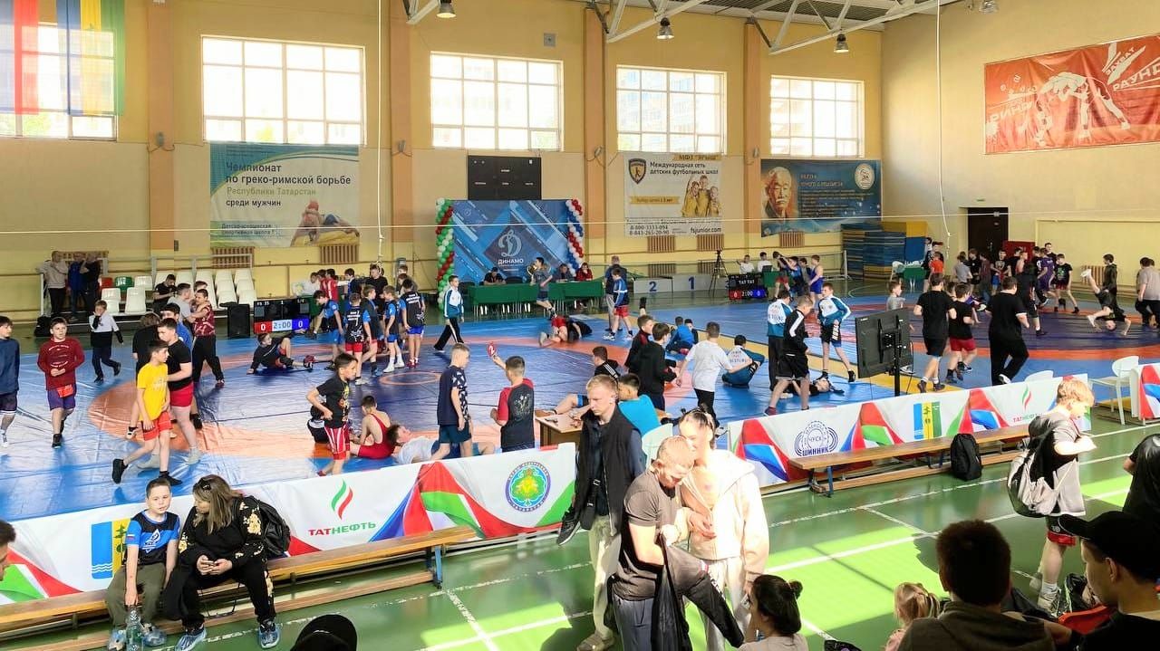 Юные борцы из Чистополя показали отличные результаты на первенстве Татарстана