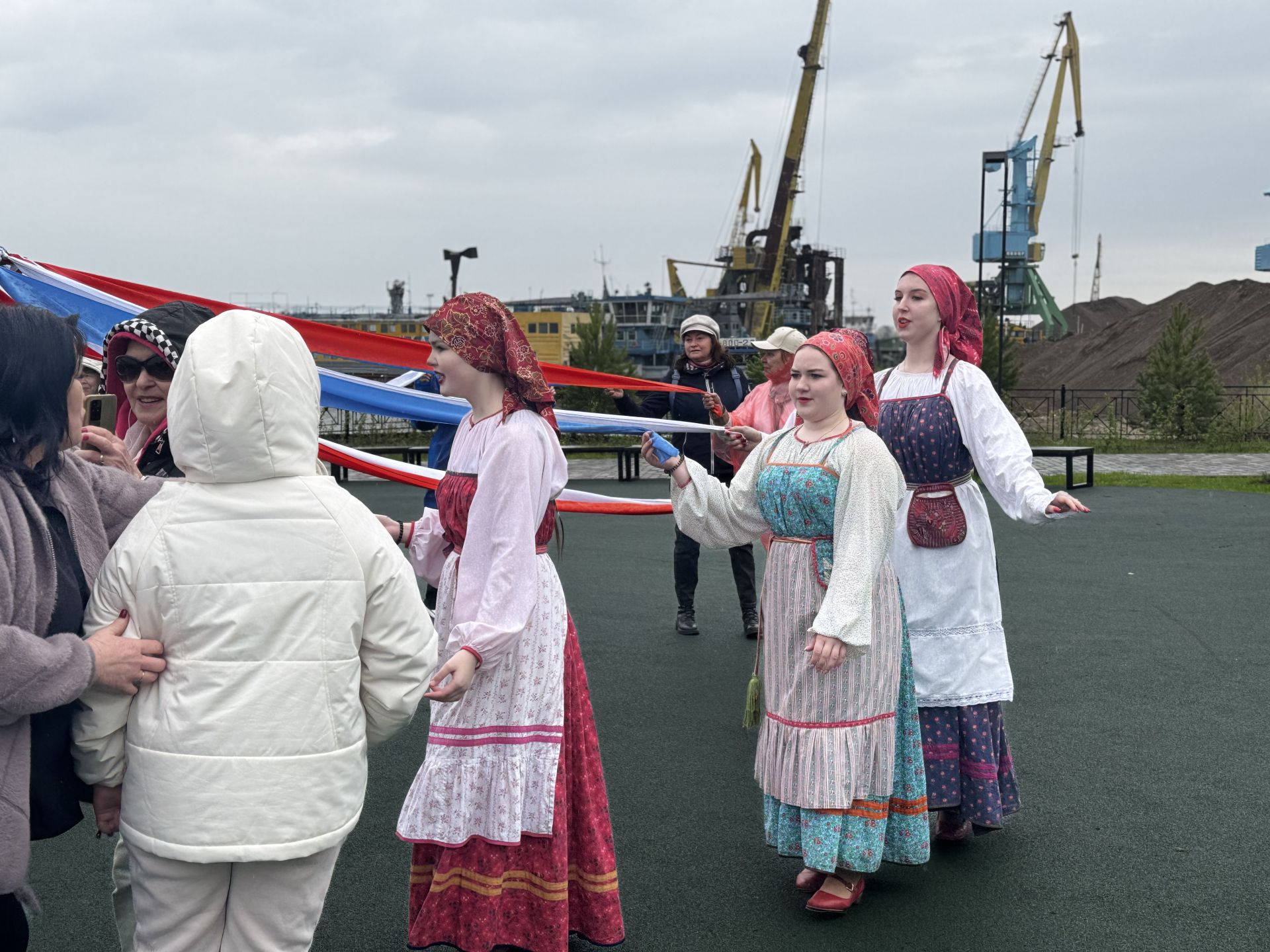 К новой пристани в Чистополе причалил первый теплоход с туристами