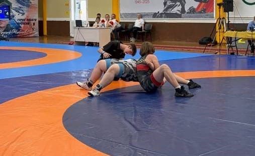 Чистопольские спортсмены завоевали три золота на межмуниципальном турнире по борьбе