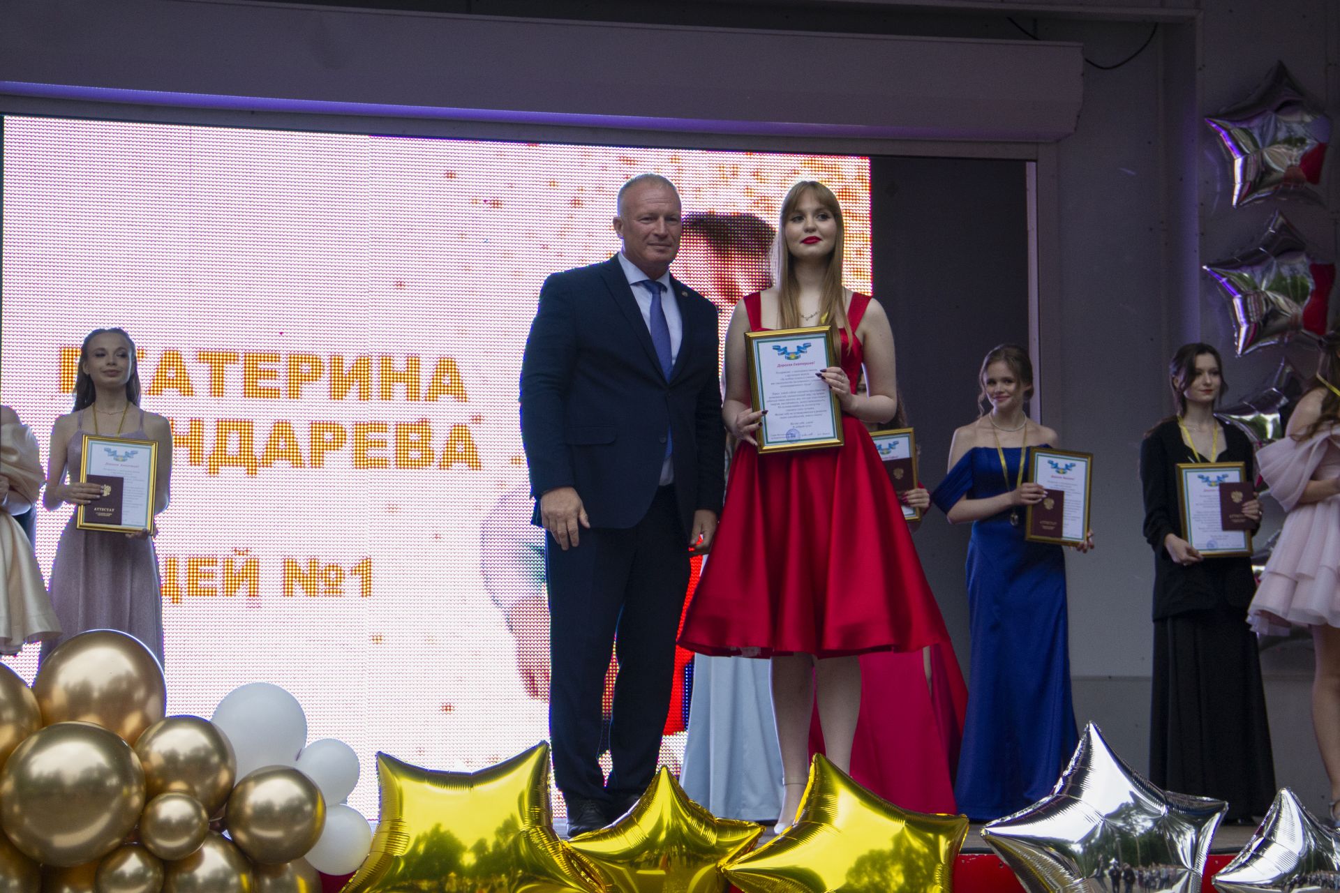 В Чистополе прошел выпускной вечер для выпускников 2025 года