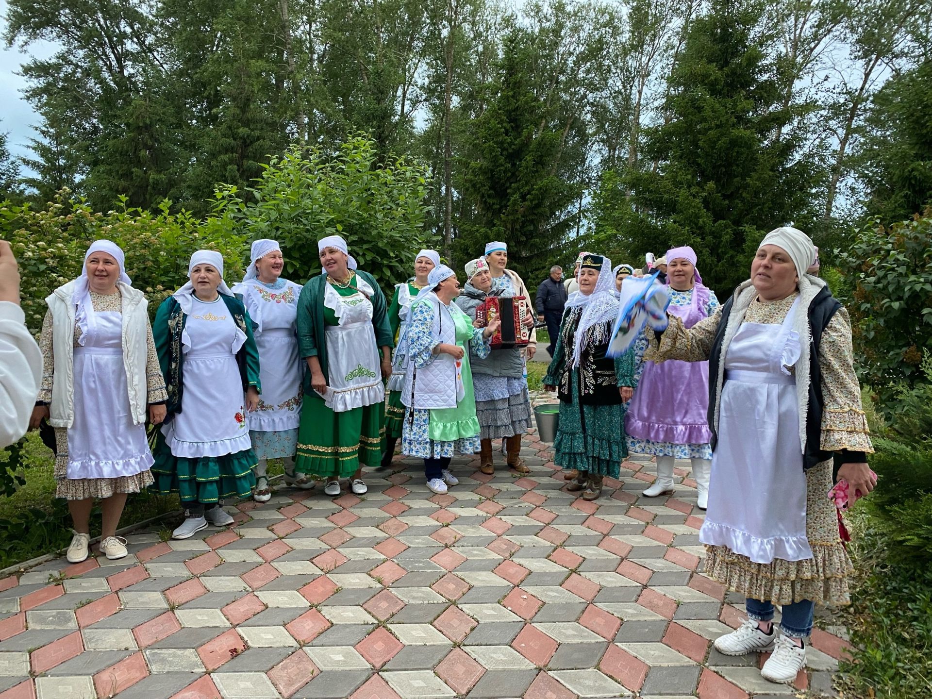 В Чистополе провели обряд сбора полотенец к Сабантую