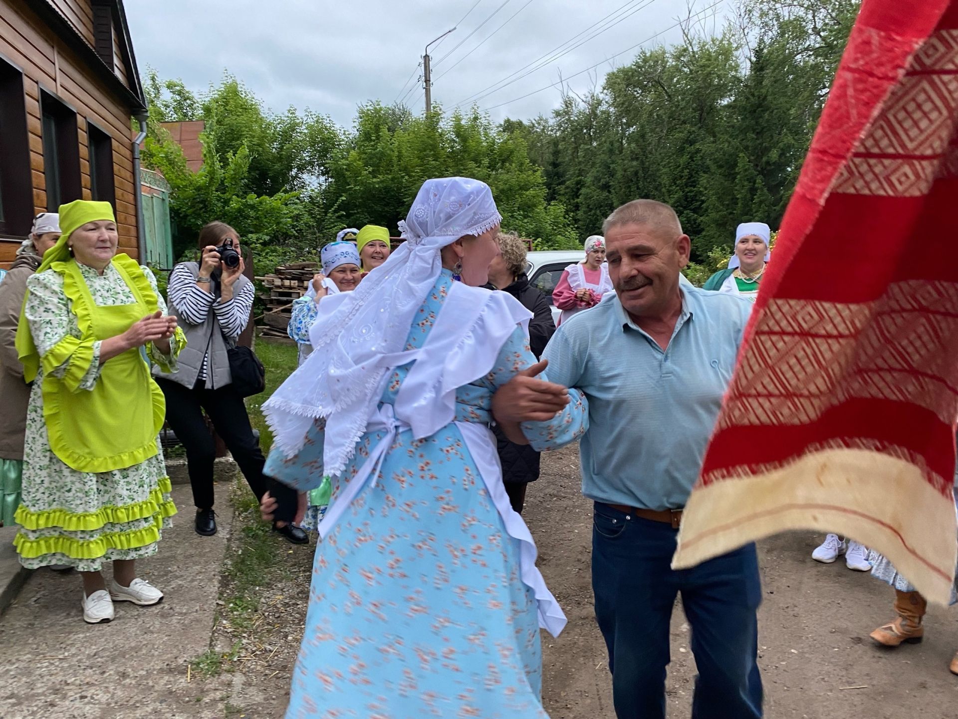 В Чистополе провели обряд сбора полотенец к Сабантую