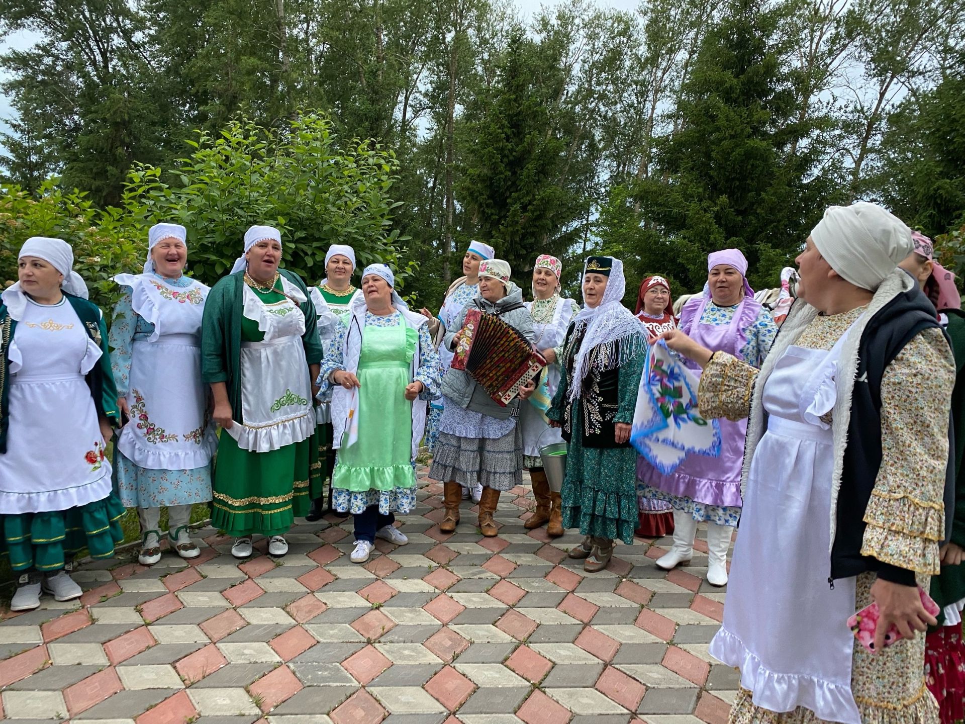 В Чистополе провели обряд сбора полотенец к Сабантую