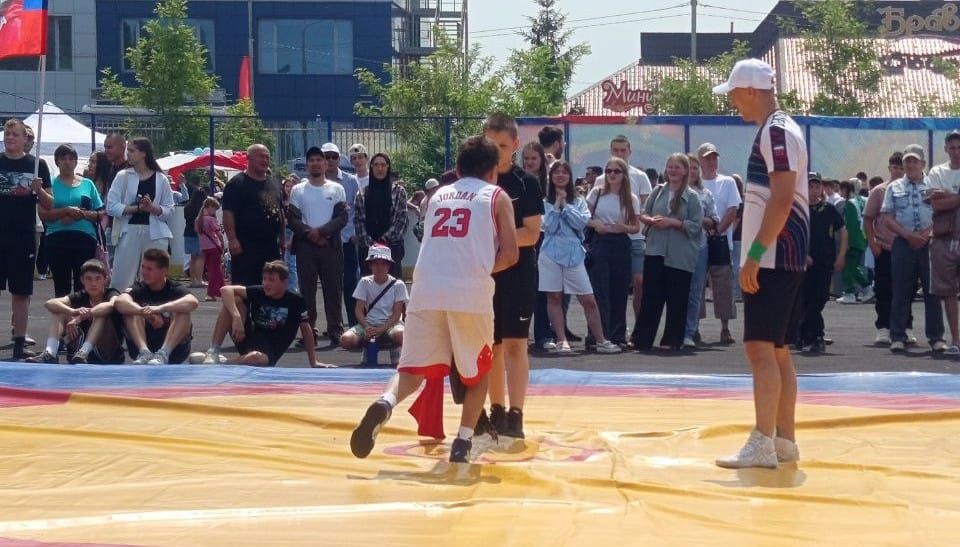 Сабантуй запомнился победами борцов из школы «Батыр»