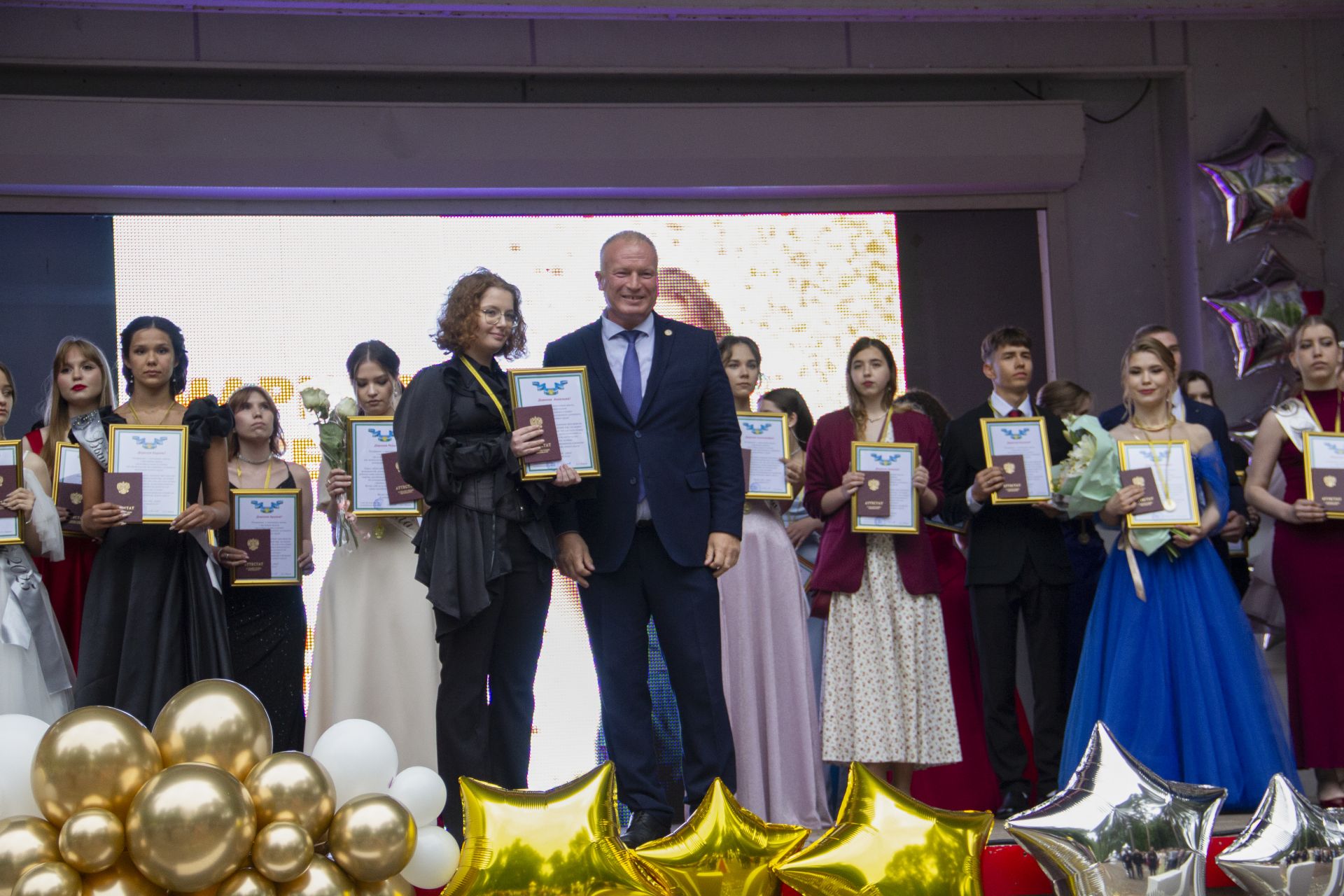 В Чистополе прошел выпускной вечер для выпускников 2025 года