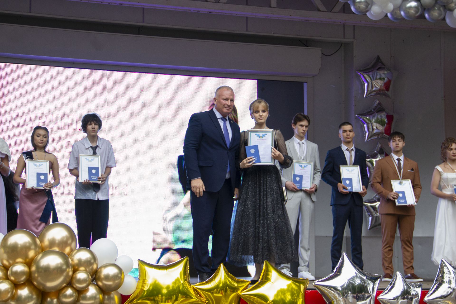 В Чистополе прошел выпускной вечер для выпускников 2025 года