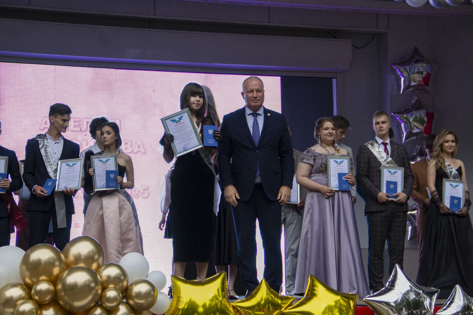 В Чистополе прошел выпускной вечер для выпускников 2025 года