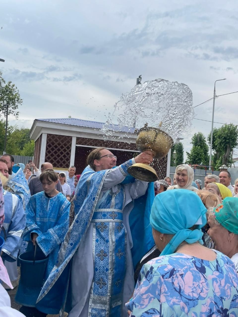 Престольные торжества в честь Казанской иконы Божией Матери прошли в Чистополе