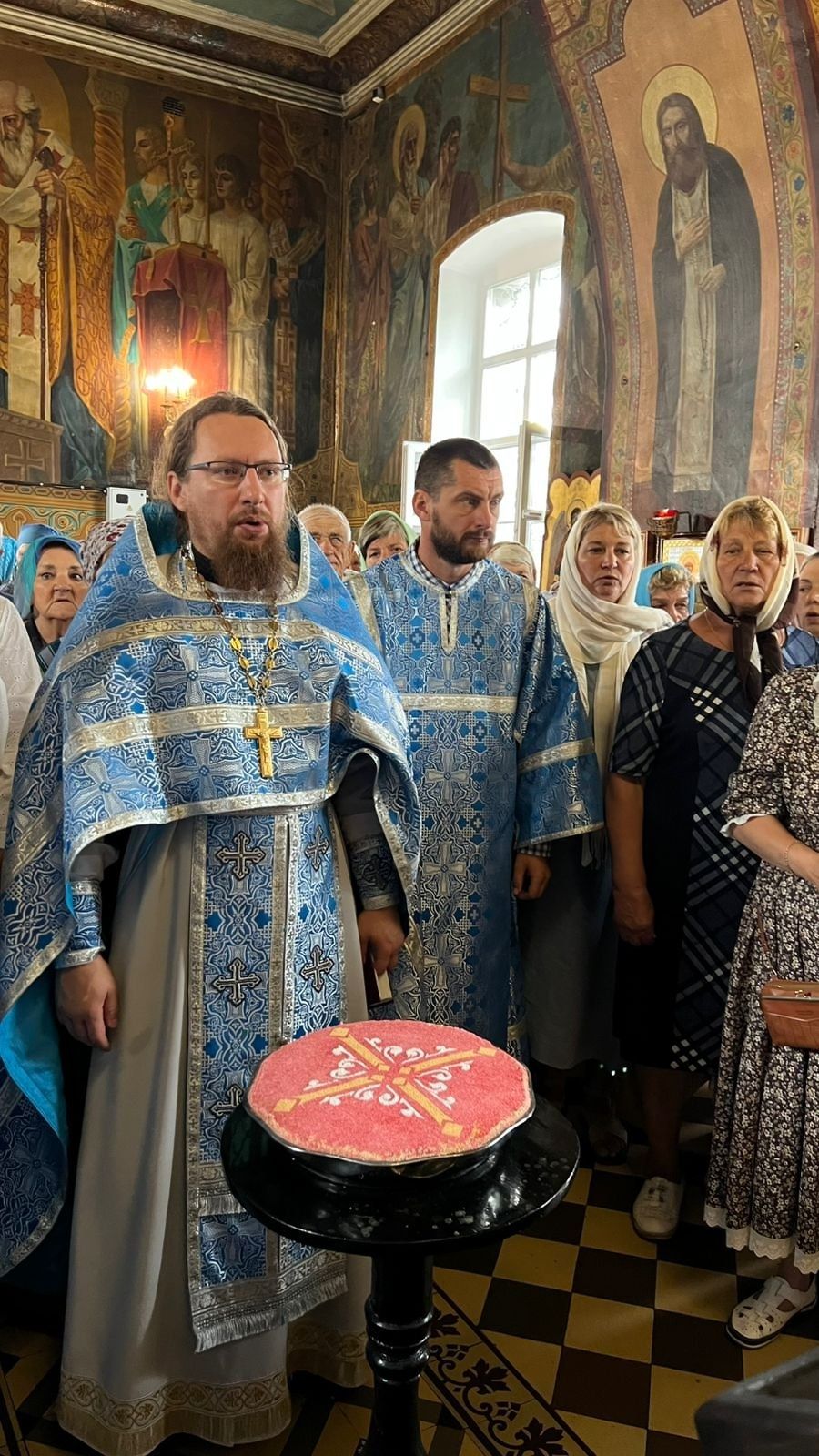 Престольные торжества в честь Казанской иконы Божией Матери прошли в Чистополе