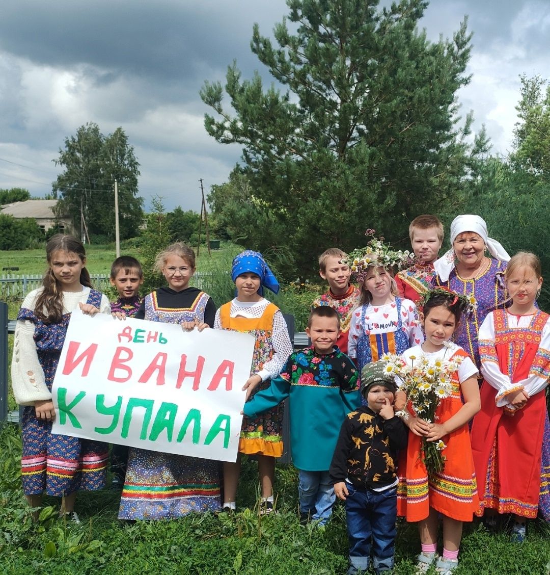 Игры, веселье и поиски папоротника: в Чистопольском районе отпраздновали Ивана Купалу