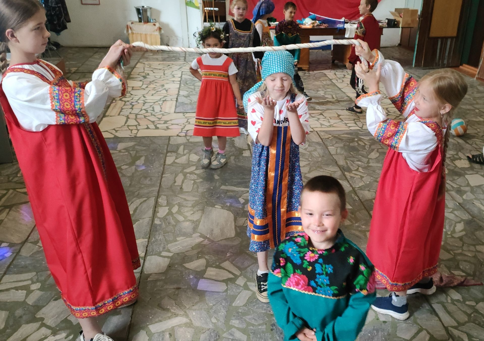 Игры, веселье и поиски папоротника: в Чистопольском районе отпраздновали Ивана Купалу