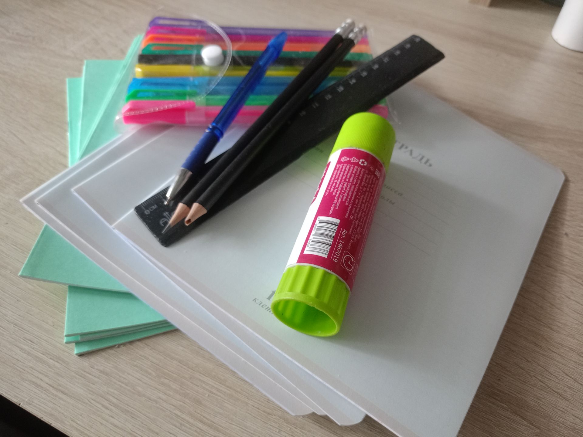 Как выбрать качественные канцтовары, и подлежат ли они возврату