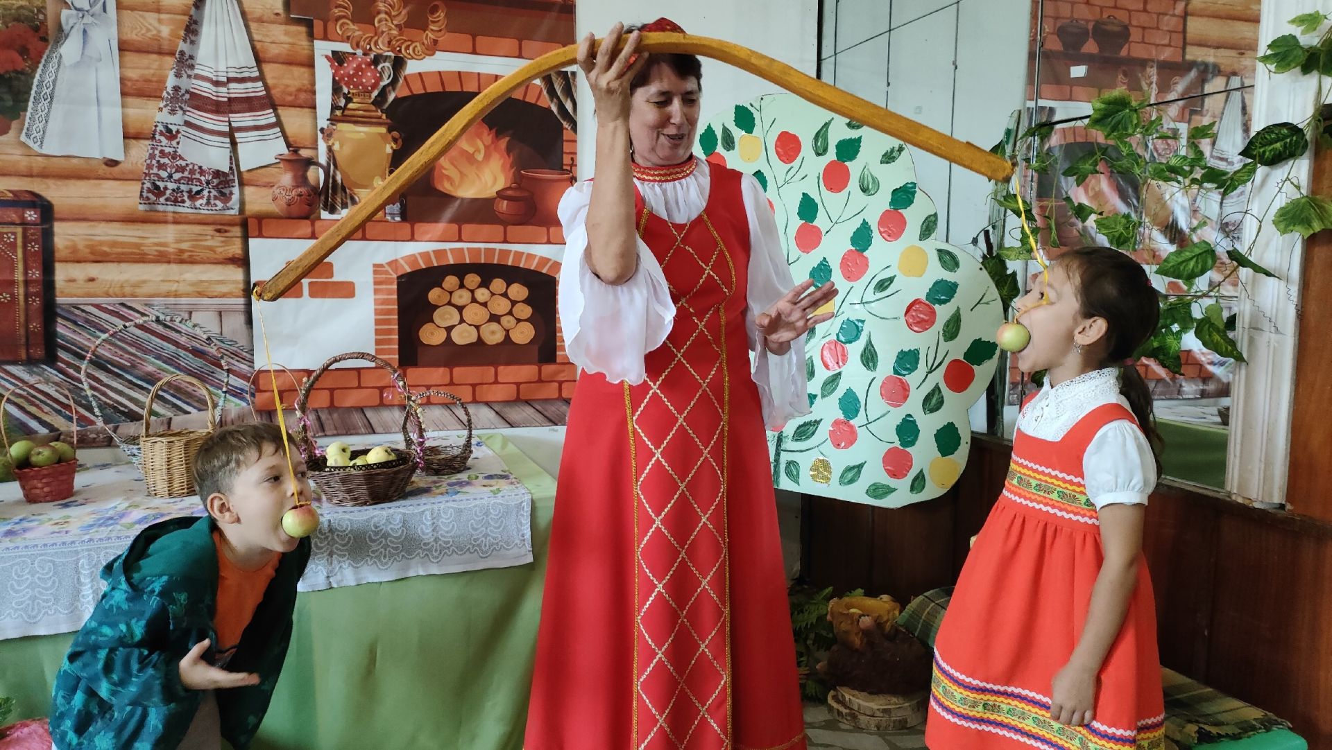 В Чистопольском районе устроили «Яблочные веселинки»
