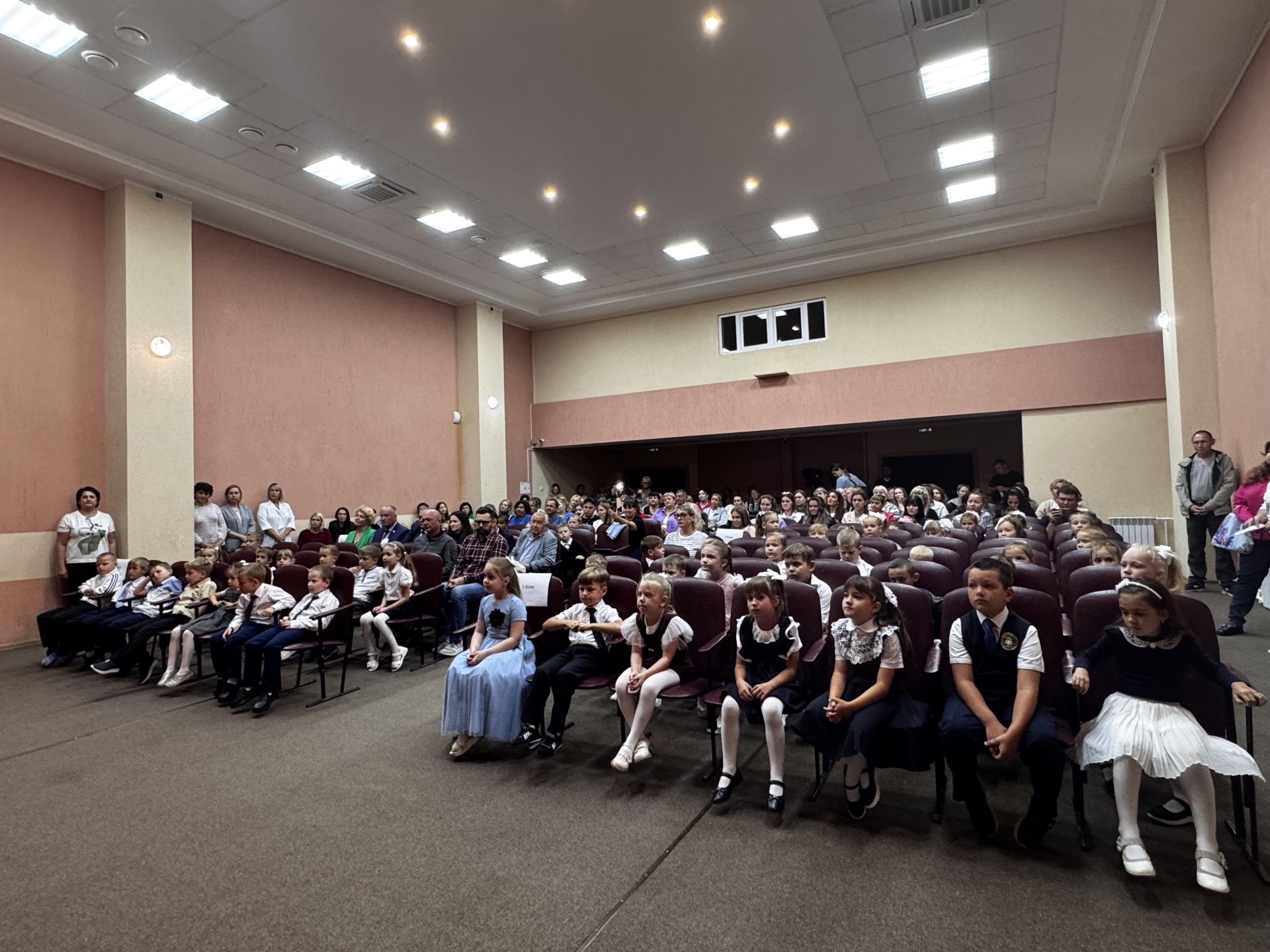 Первый портфель: в Чистополе прошла акция для будущих школьников