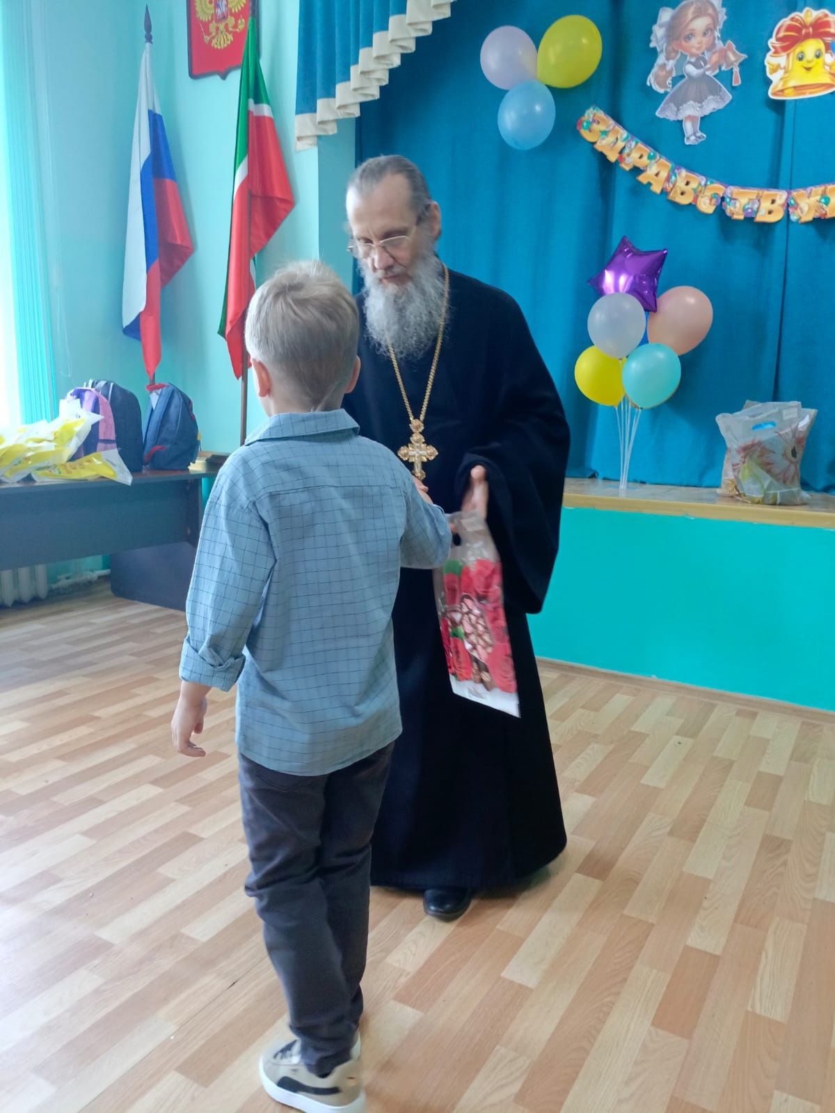 В Чистополе прошла благотворительная акция «Помоги собраться в школу» для детей с ОВЗ