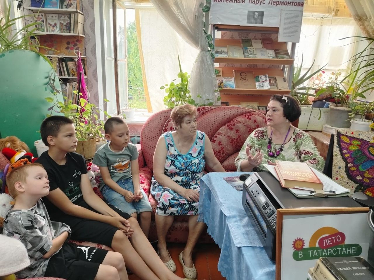 В чистопольской библиотеке почтили память жертв атомных бомбардировок