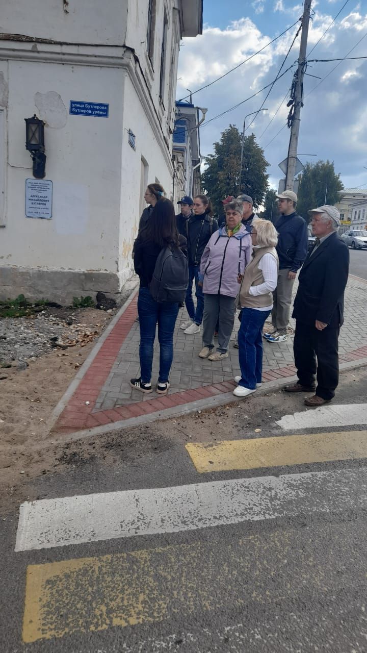 В Чистополе общество инвалидов побывало на экскурсии по городским достопримечательностям