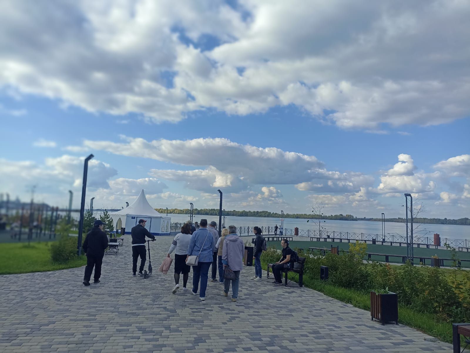 В Чистополе общество инвалидов побывало на экскурсии по городским достопримечательностям